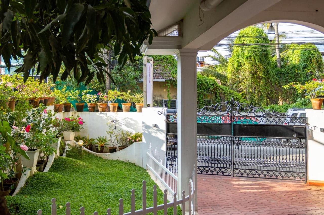 Homested Homestay Fort Kochi エクステリア 写真