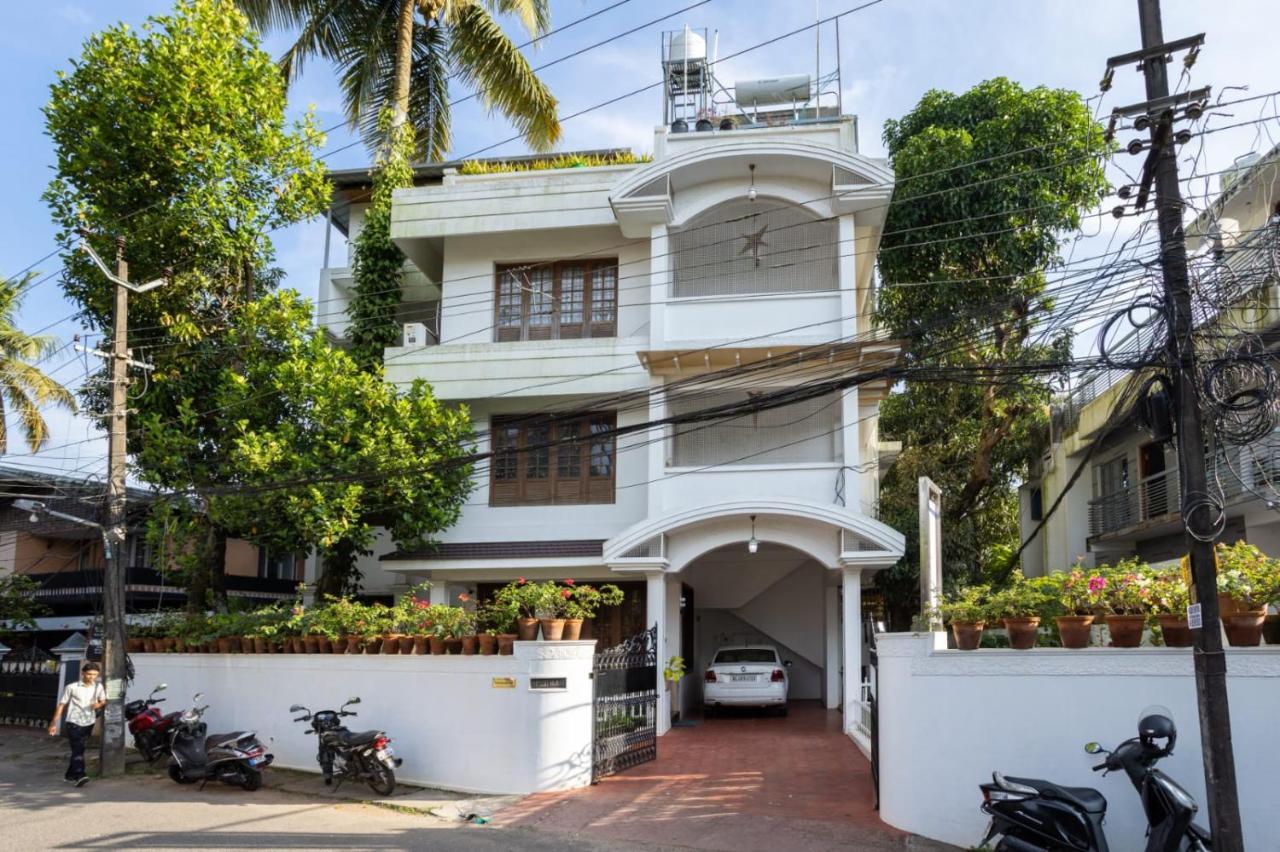 Homested Homestay Fort Kochi エクステリア 写真